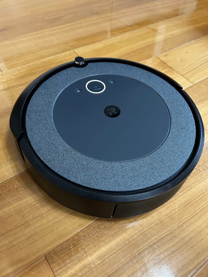 ルンバi3+ 黒 充電ドック付き