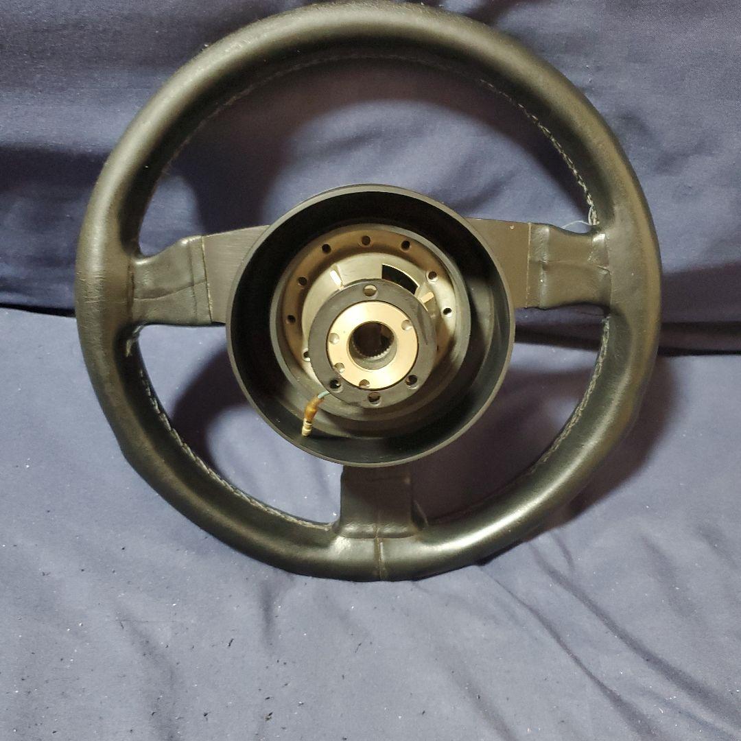 車の小径ハンドル