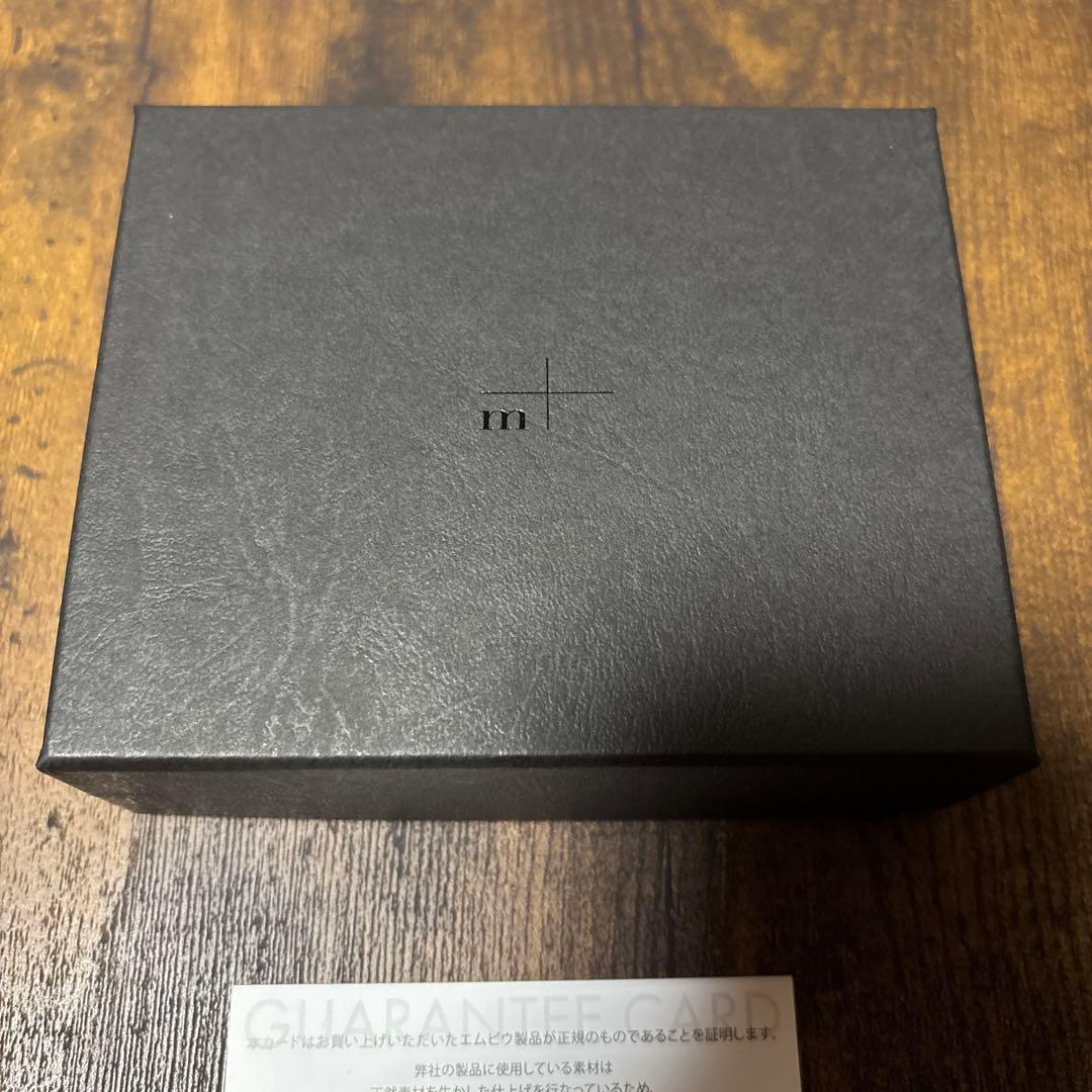 m+(エムピウ)二つ折り財布 パイソングリーン