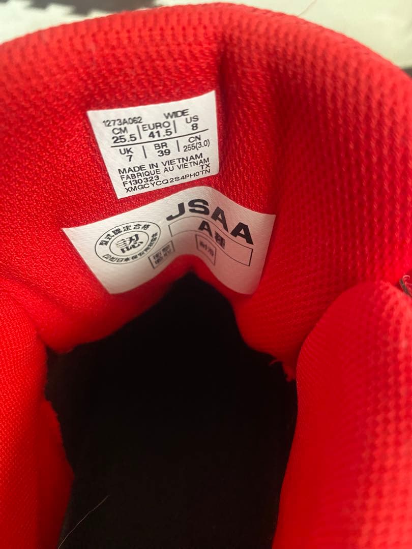 asics 安全靴　赤