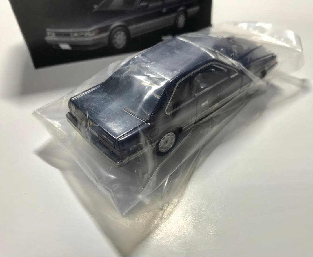 ど*ん様 トミカ　レパード