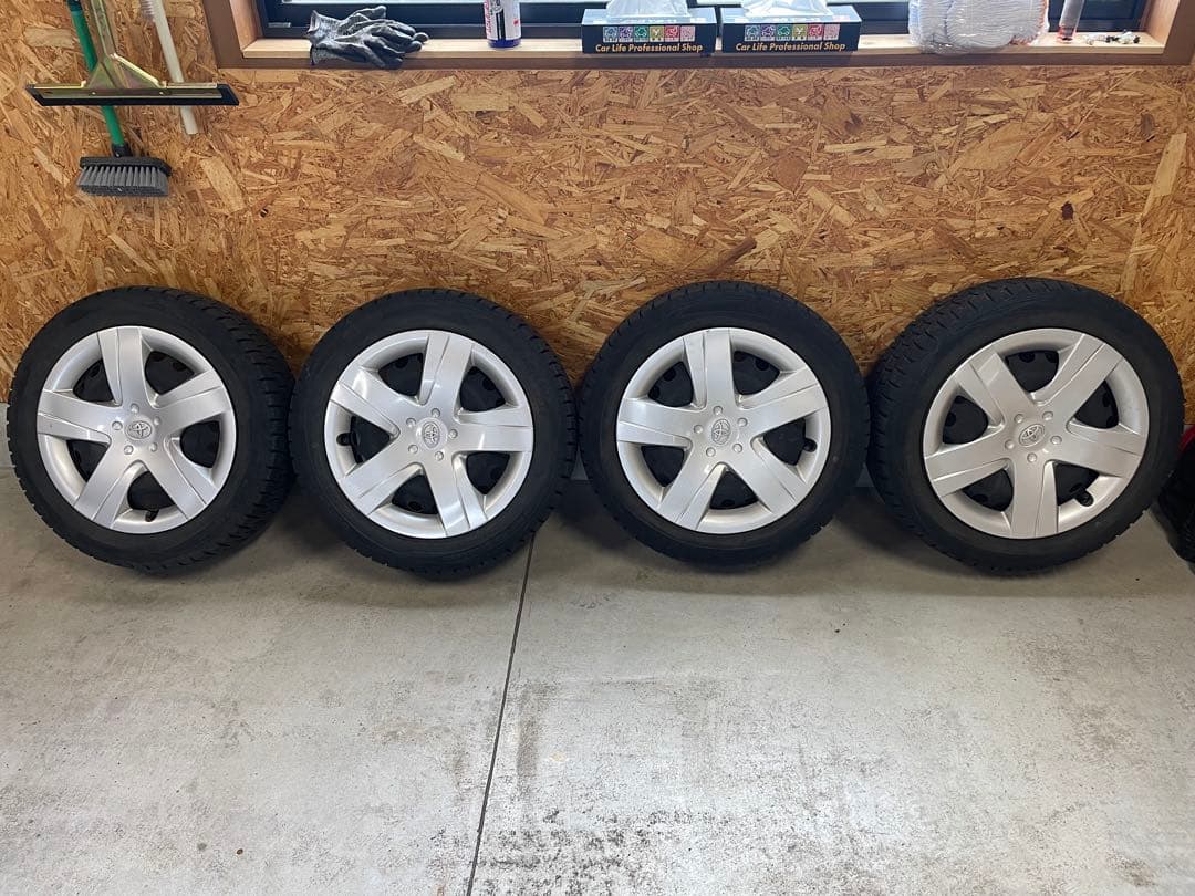 トヨタラクティス純正　タイヤホイールセット　175 60 16