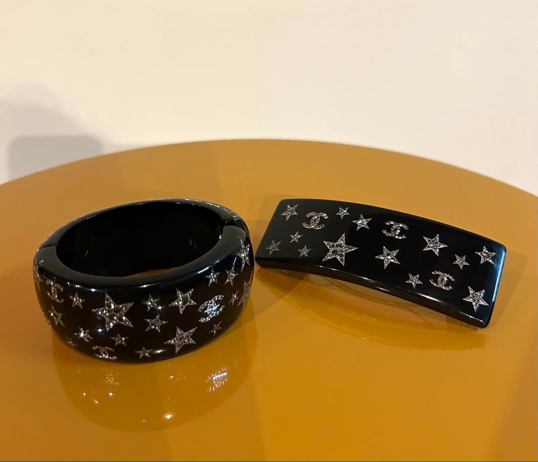 CHANELシャネル　バレッタ　キラキラCCマーク 星