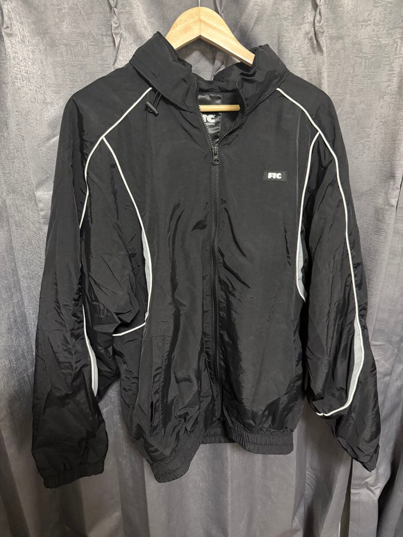 FTC ナイロンジャケット Mサイズ
