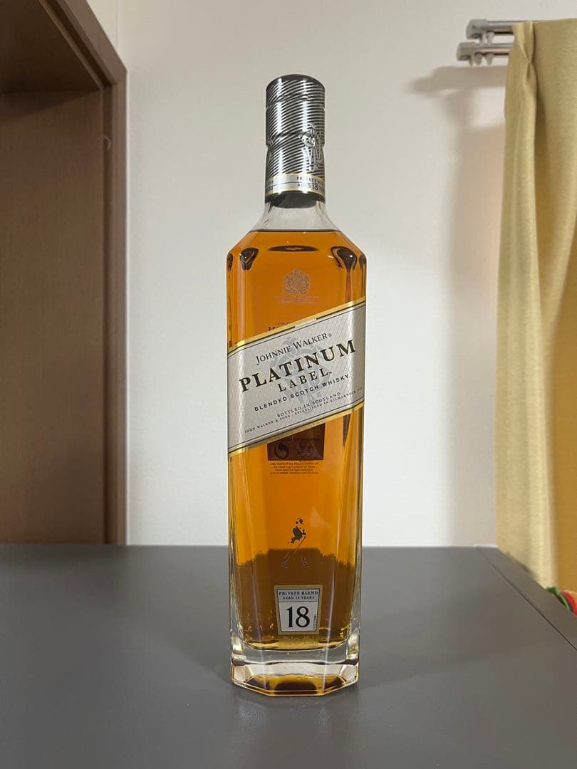 【終売品・レア】　ジョニーウォーカー プラチナムラベル 18年