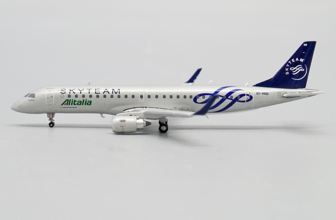 アリタリア・シティライナー ERJ-190 EI-RND 1/400