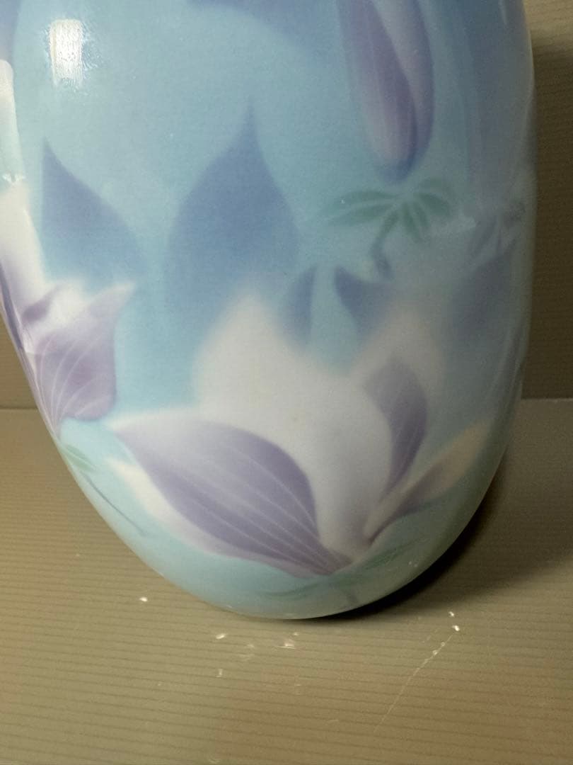 2581 深川製磁　木蓮　花瓶