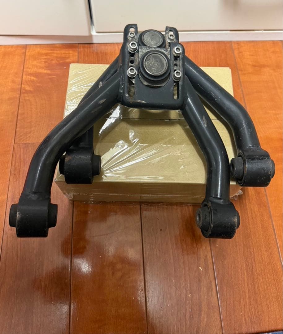 クラウン マークX等 フロントアッパーアーム調整式