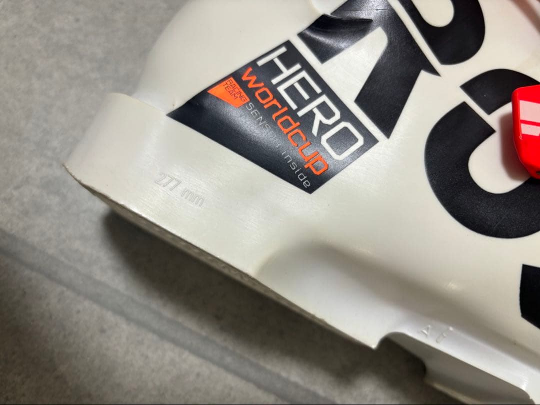 ROSSIGNOL ロシニョール スキー　HERO WORLD CUP ZJ+