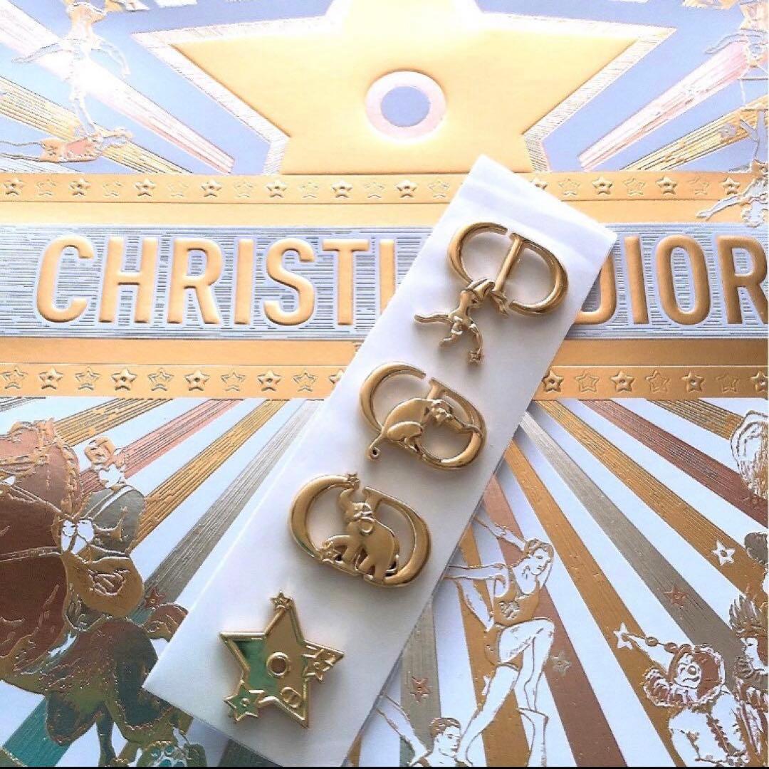 New❣️DIORホリデーピンズ2025年 限定　4点セット　ラッピングピンズ