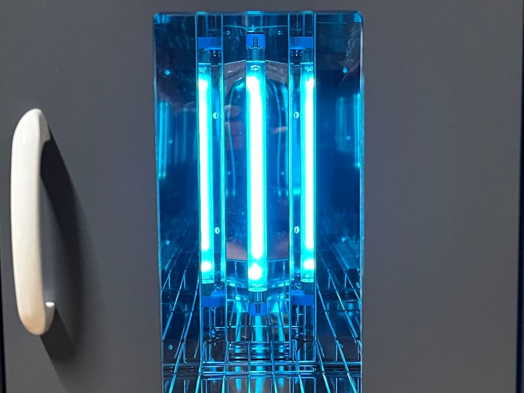 紫外線殺菌消毒保管庫クリーンエックスUN-100(棚一段) 日鈑工業