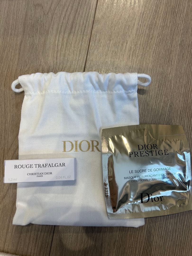 Dior クリスマスコフレ 2025 ディオール ホリデー オファー 試供品付