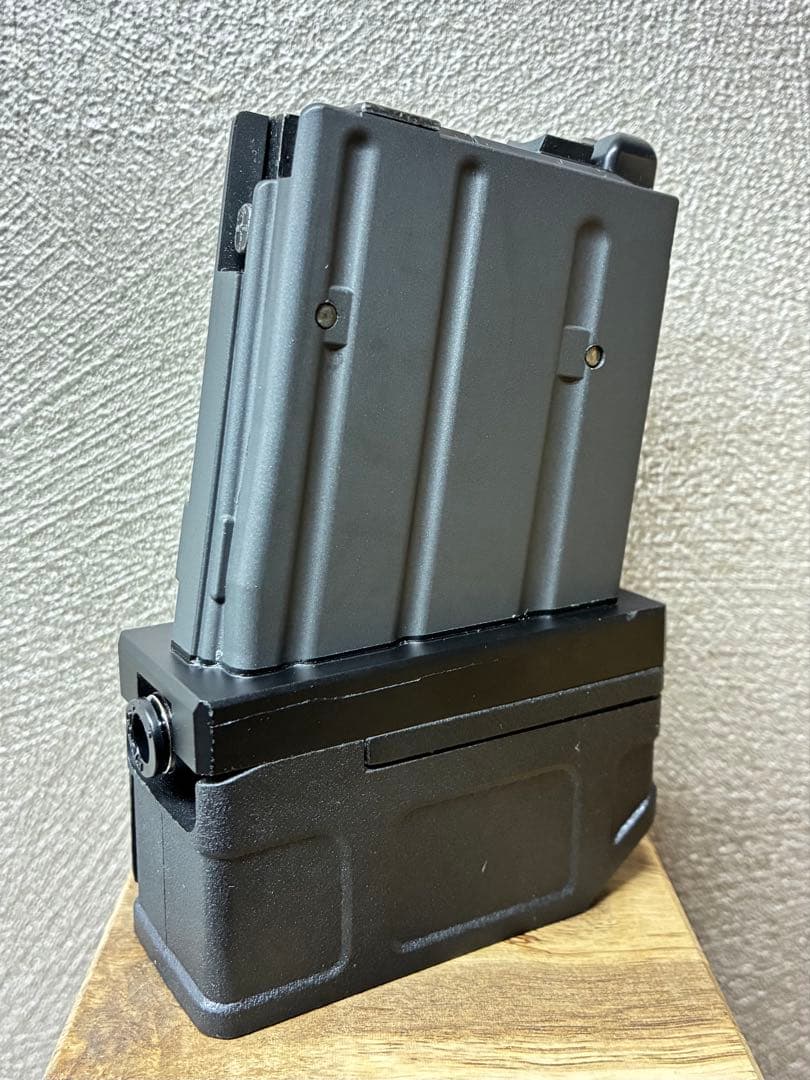 R7-31 東京マルイ GBB M4 マガジンアダプター 外部ソース仕様