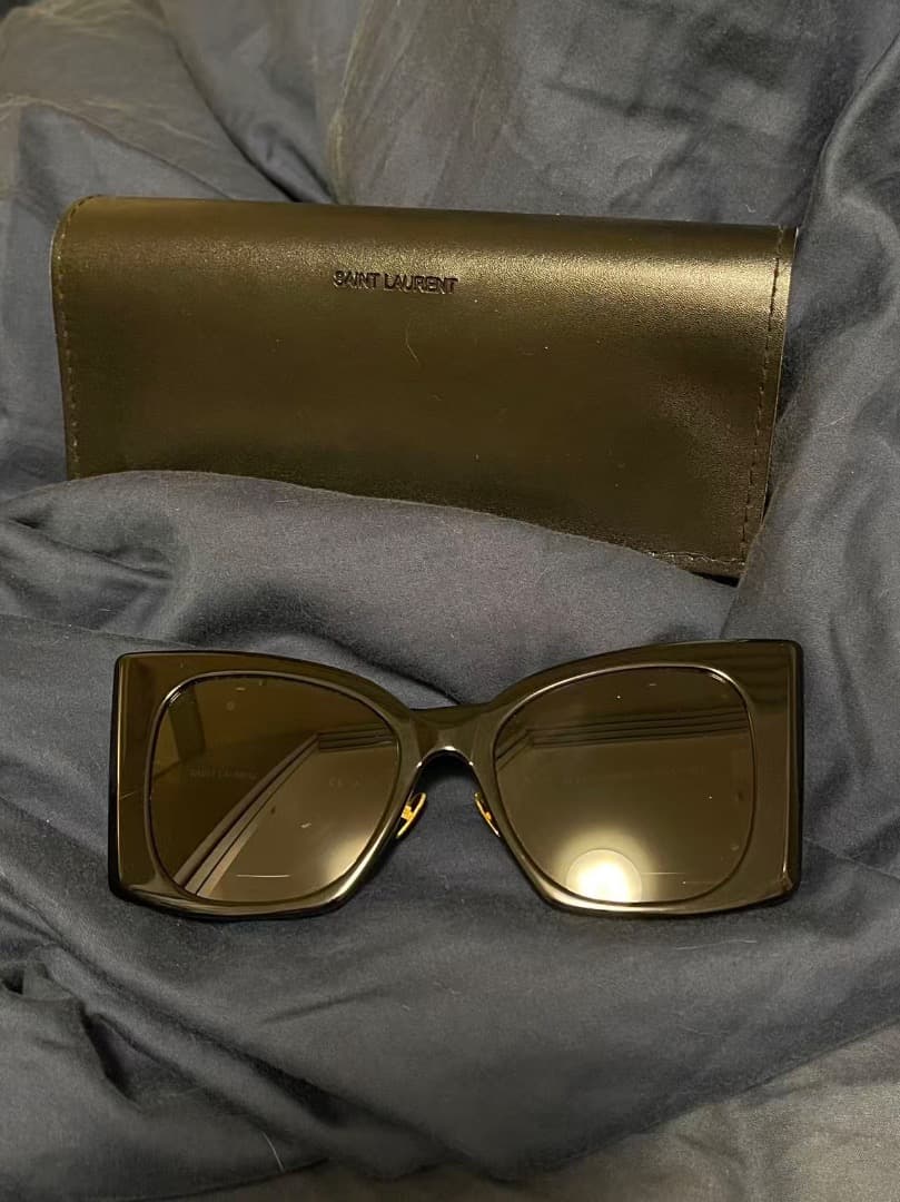 SAINT LAURENT スクエア型サングラス ブラック