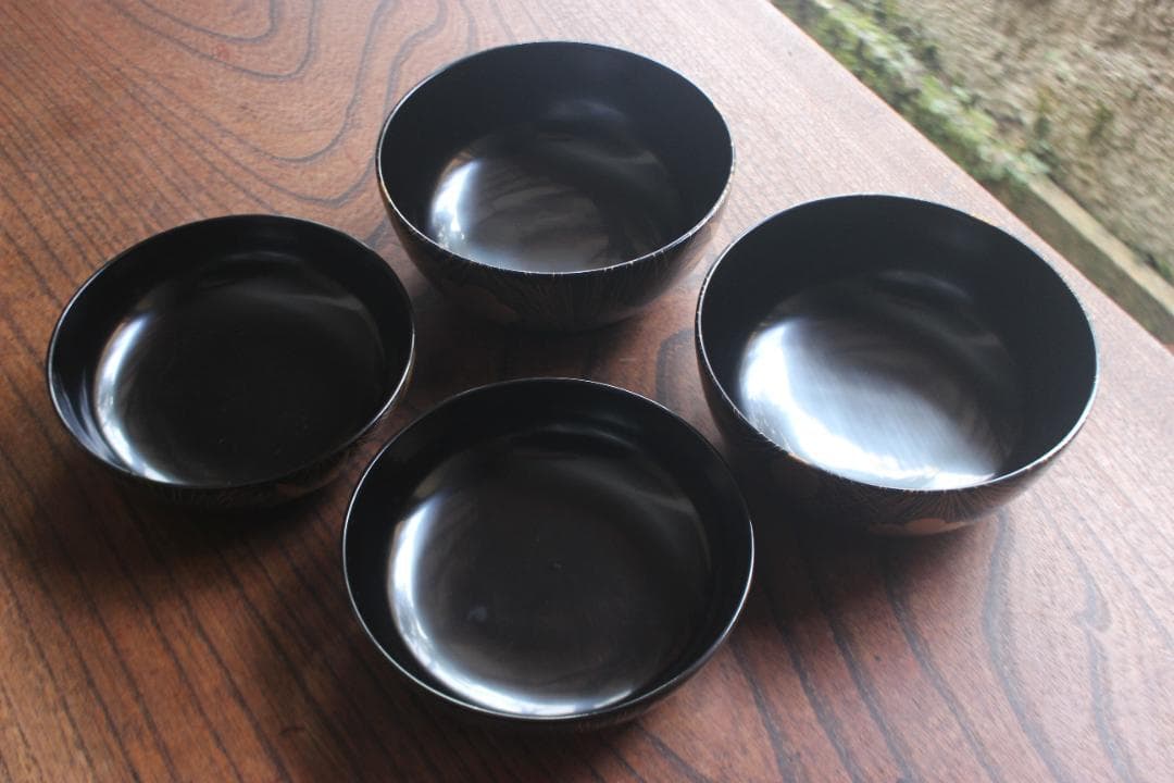 時代逸品！時代黒漆に極上松竹梅蒔絵の映える煮物椀2点（検輪島塗雑煮椀蒔絵椀