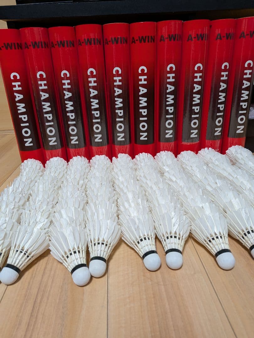 し*ー様 バドミントン中古シャトル　240球　＋クズシャトル120球サービス
