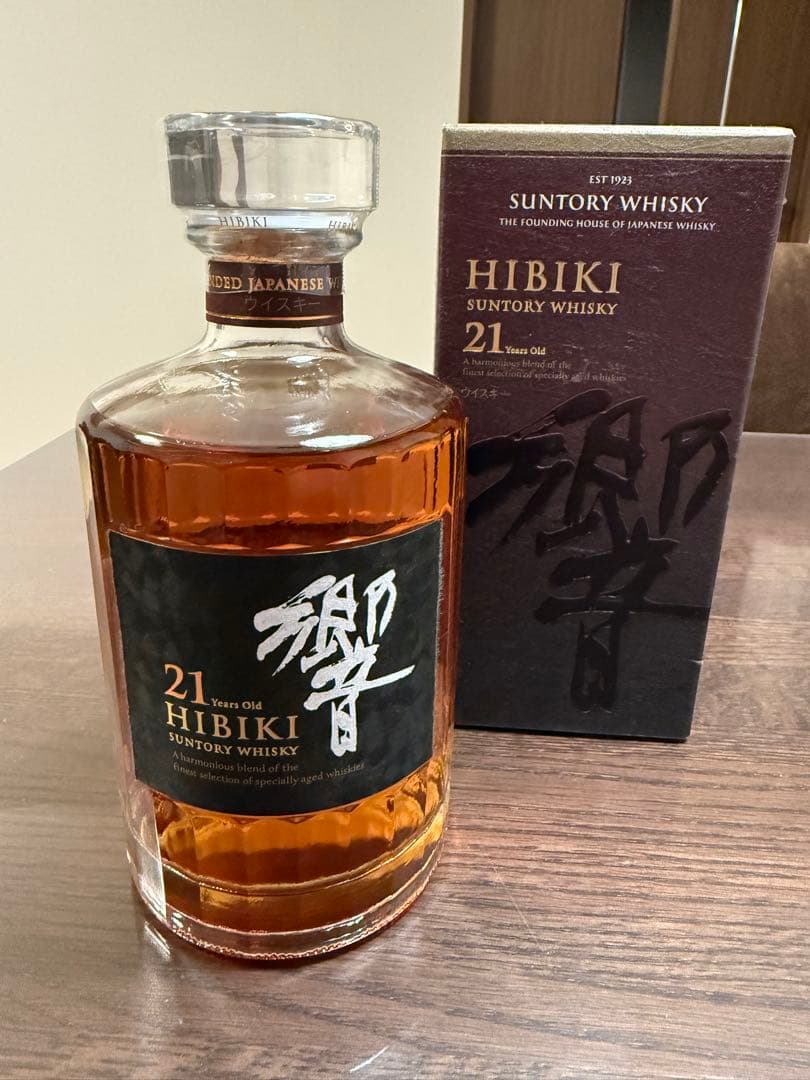 サントリーウイスキー 響 21年 700ml 新品未開封（化粧箱付き）