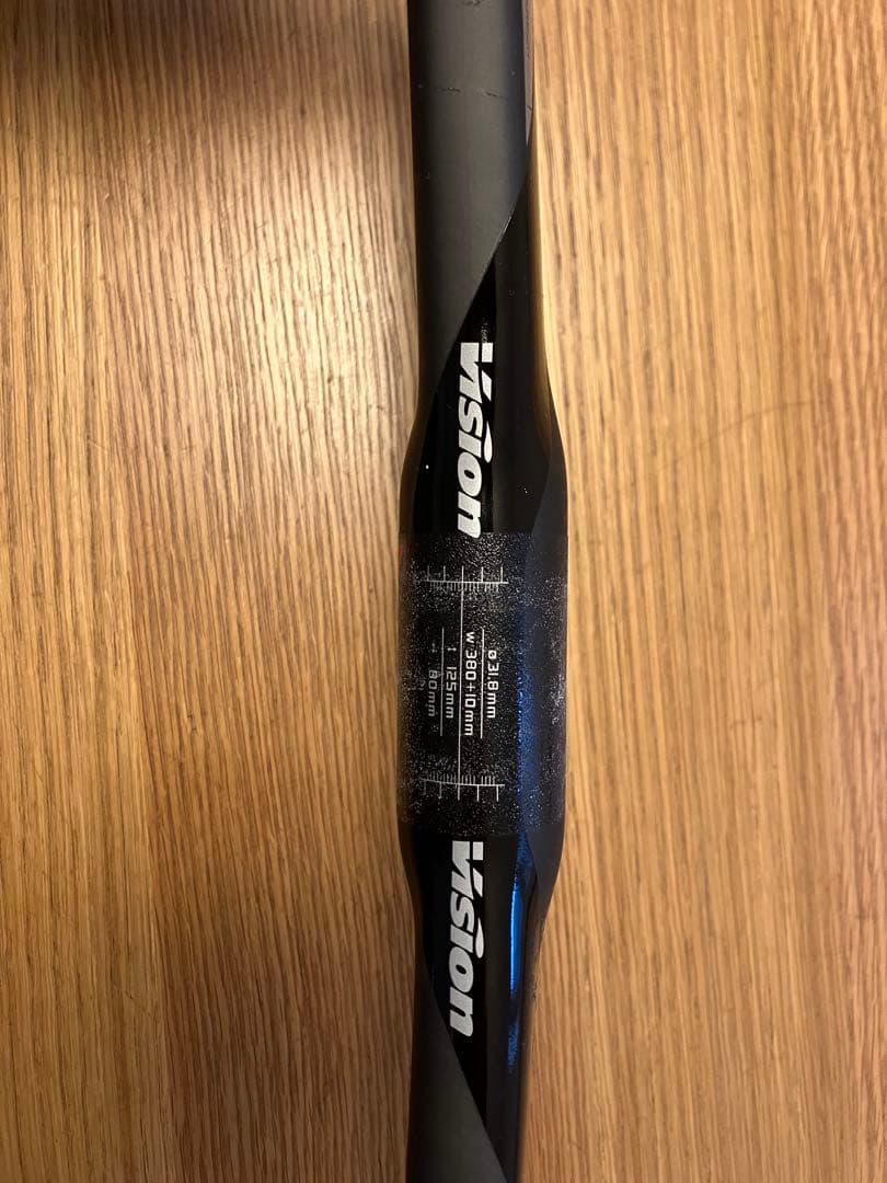 Vision Trimax Carbon Aero ハンドル380-400mm