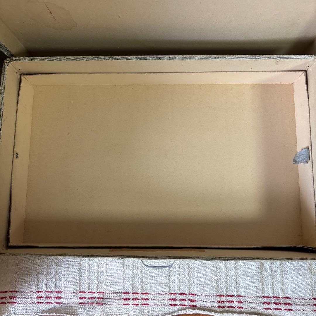 フランスアンティーク　カルティエブレッソン　ペーパーボックス　中箱入り　取手付き