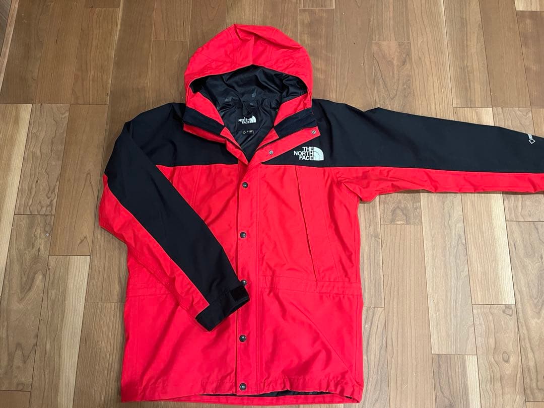 THE NORTH FACE（ノースフェイス） ダウンジャケット