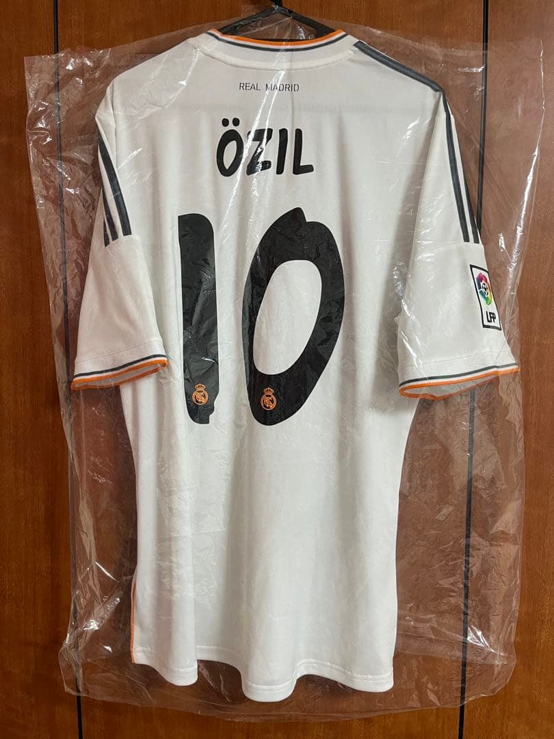 エジル　ユニフォーム　レアルマドリード　13-14