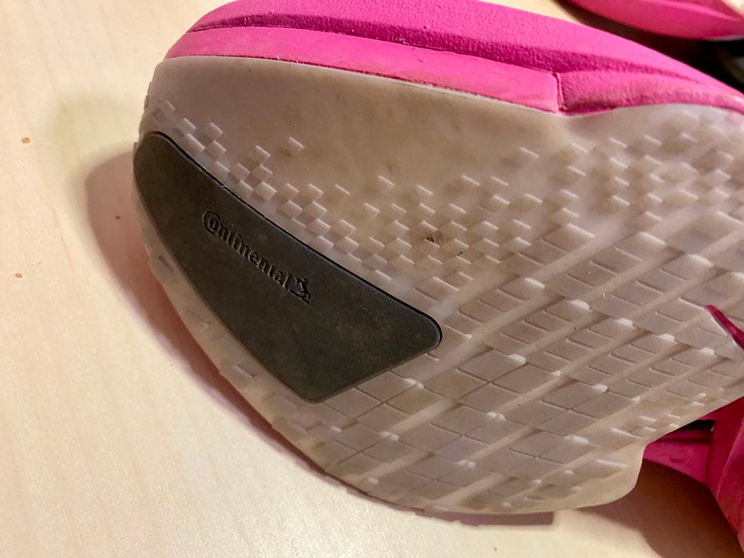 アディゼロ アディオス プロ 4 M　ランニングシューズ ピンクJP27.0