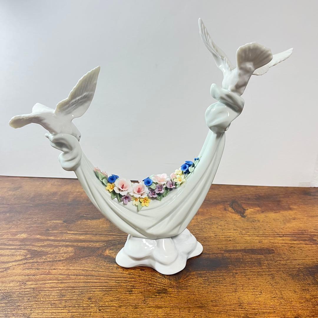 LLADRO リヤドロ 平和の花かご 6579