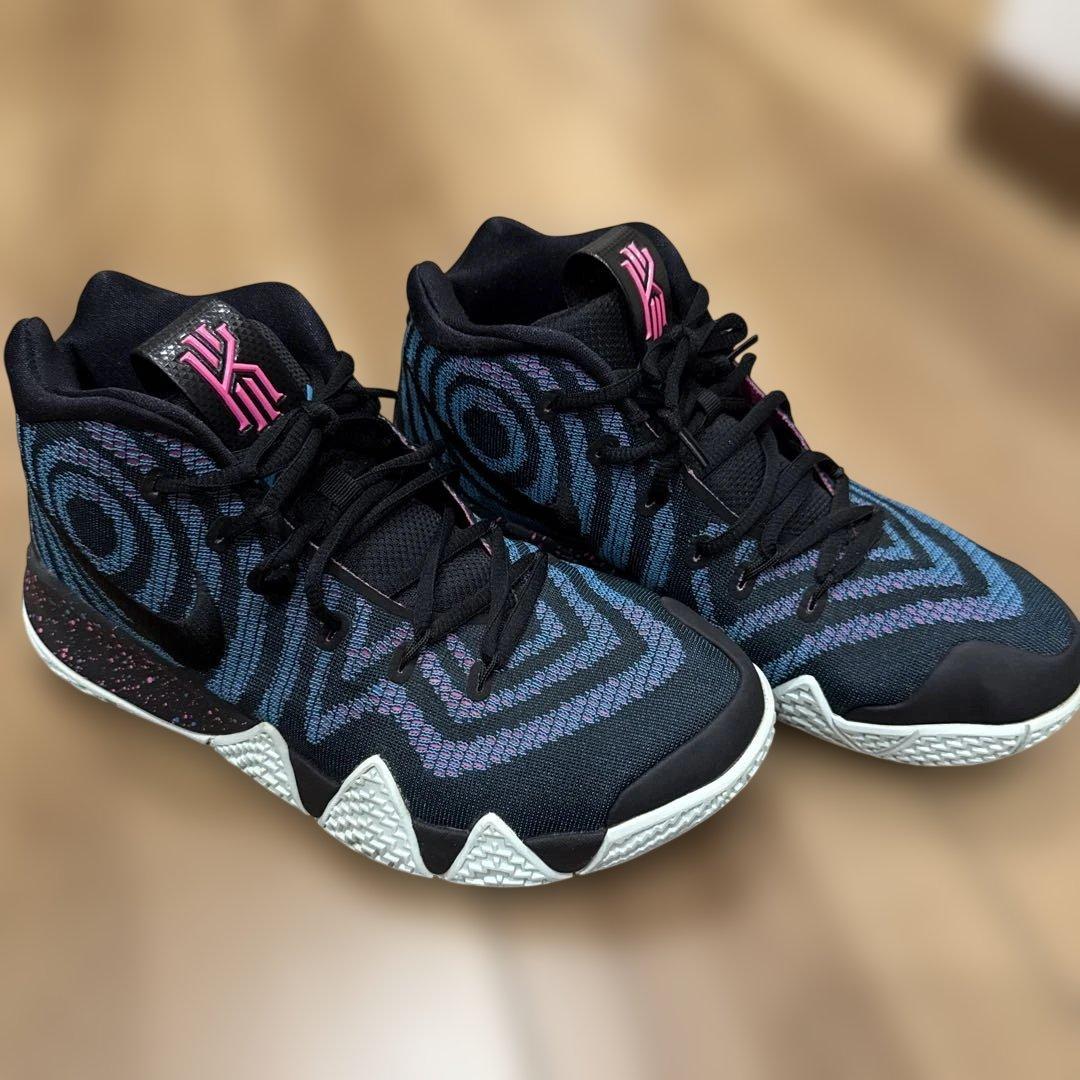 Nike Kyrie 4 日本未発売モデル