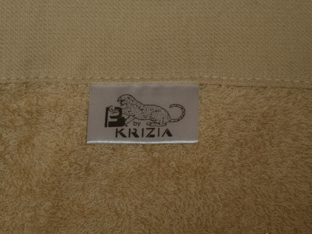 メルカリ便♡クリツィア♡KRIZIA♡バスタオル　ヒョウ柄