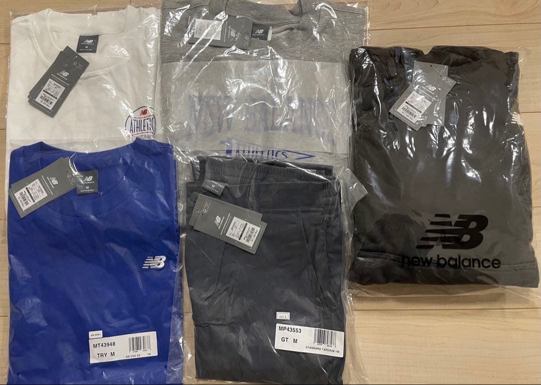 ニューバランス福袋Ｌ　総額約5万円