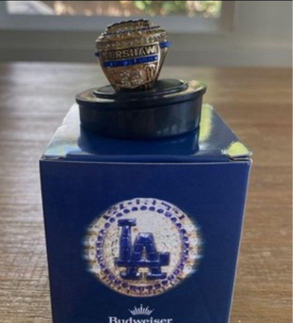 カーショー　リング　ワールドチャンピオン　ドジャース　来場者限定　8000個