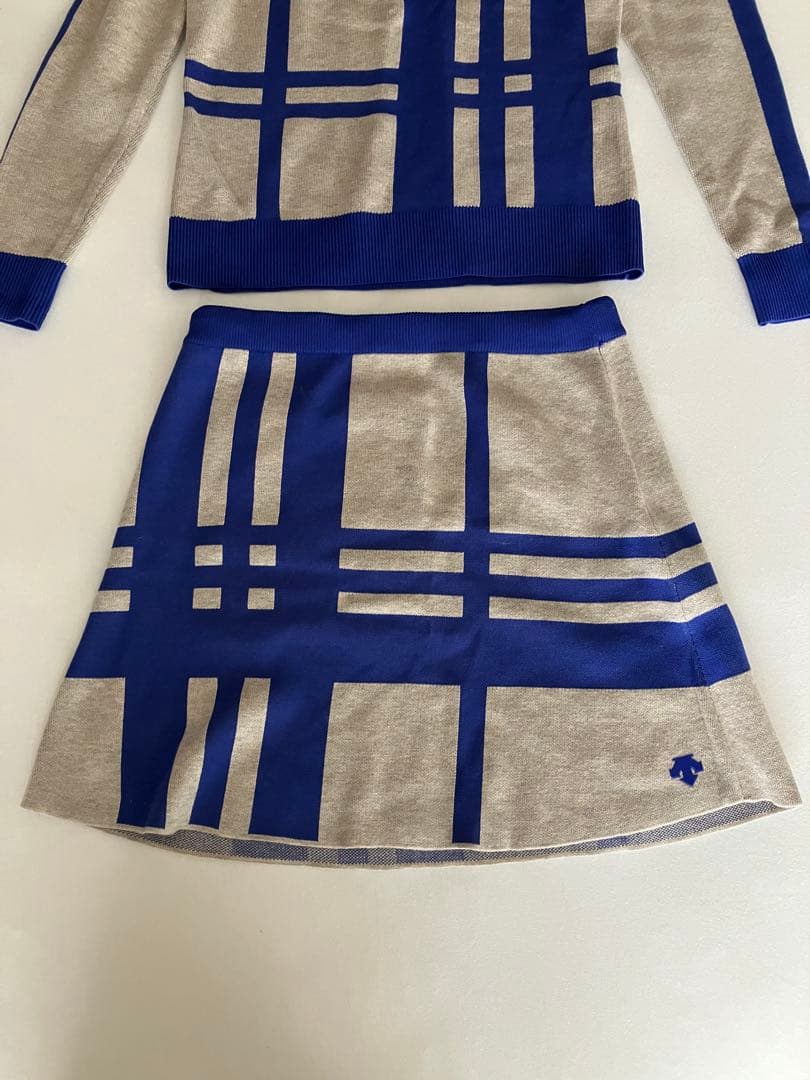 DESCENTEレディース ゴルフ ニットセットアップ グレー/ブルー