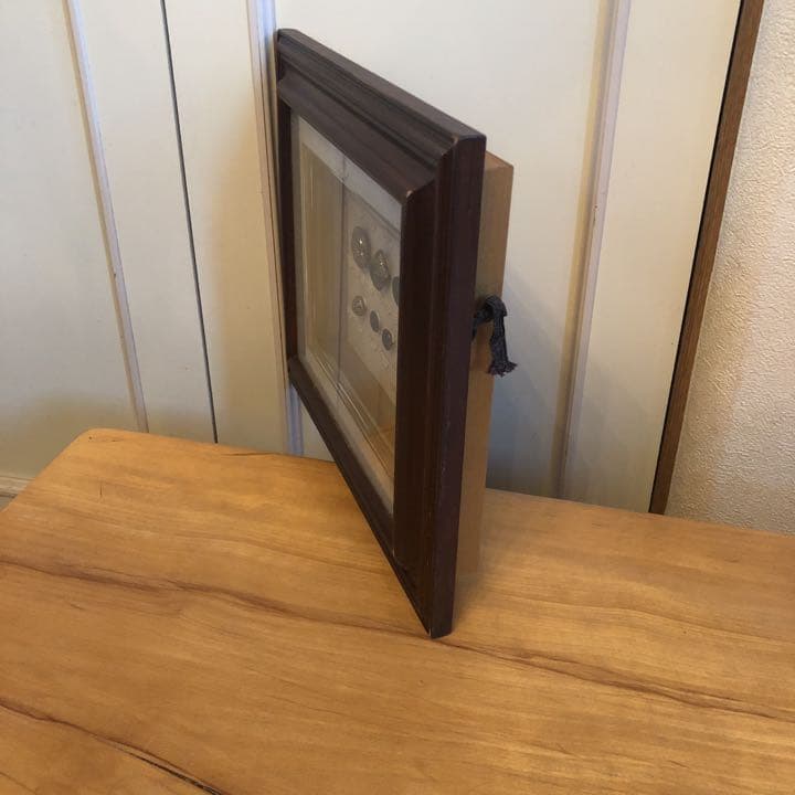 アンティーク　ボタン額入