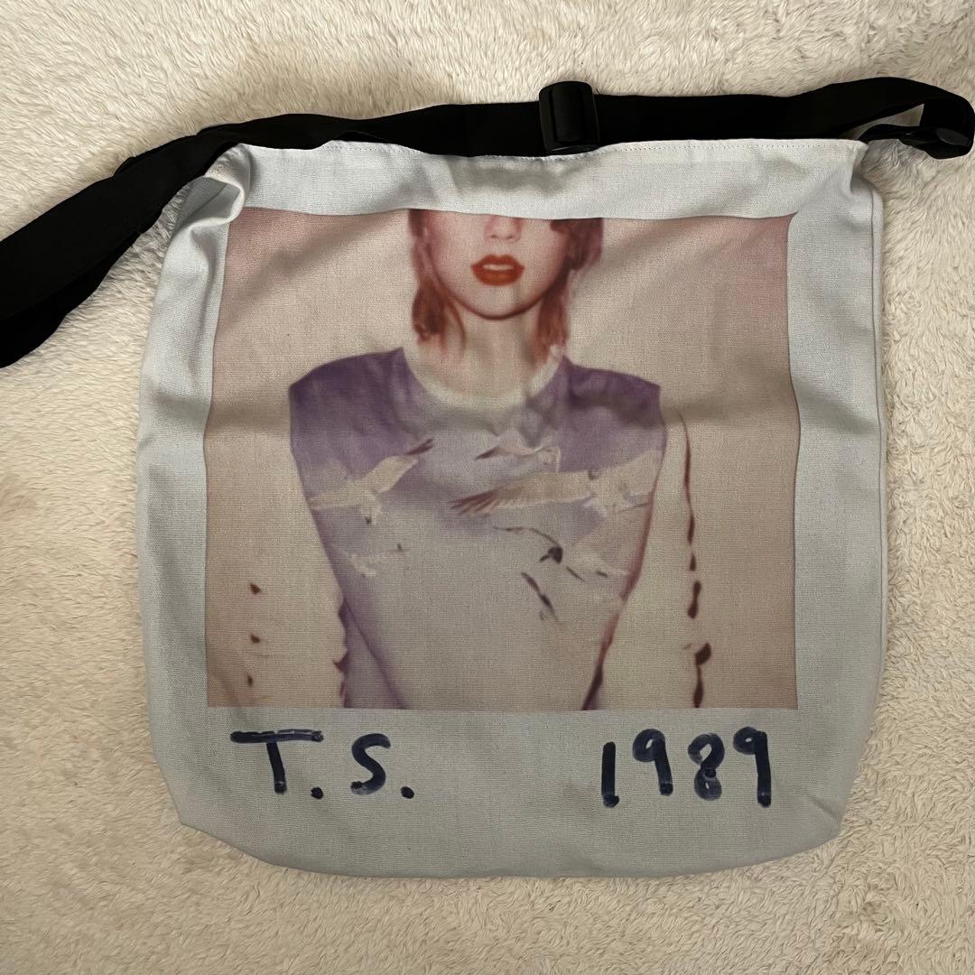 Taylor Swift 1989 グッズ　トートバッグ　タオル