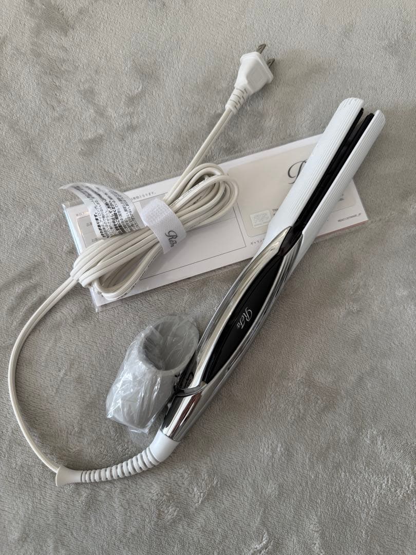 【箱なし】リファ ビューテック ストレートアイロン