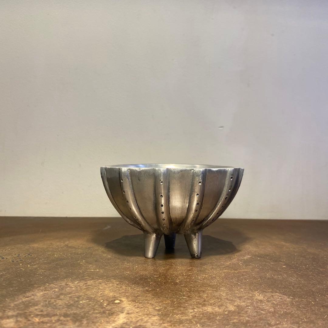 古いガラスのうつわ と 三つ脚金属器 二点セット 古道具