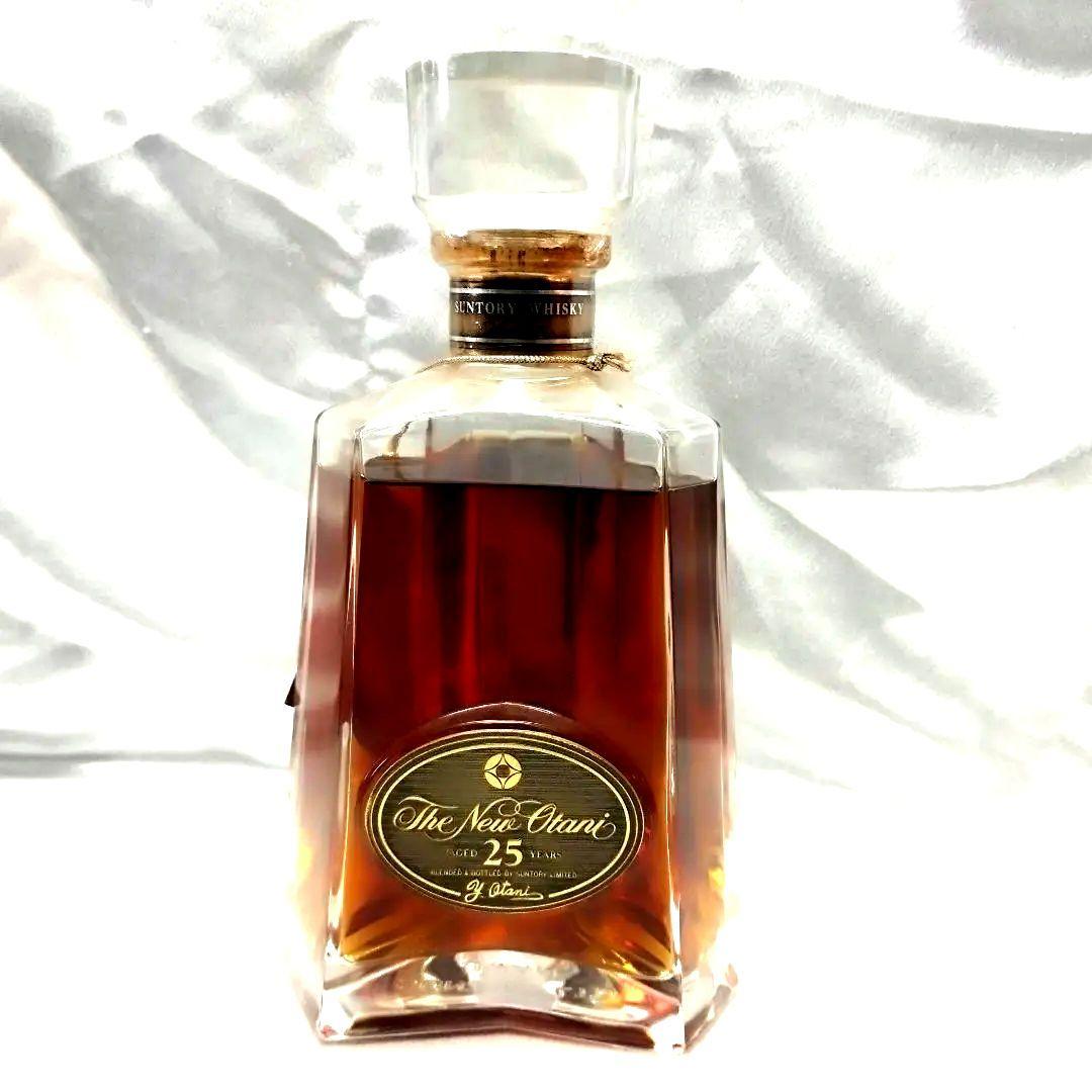ニューオータニ 25周年記念 ウイスキー SUNTORY 山崎蒸溜所