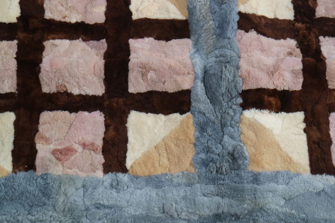 ムートンラグ　180x180cm