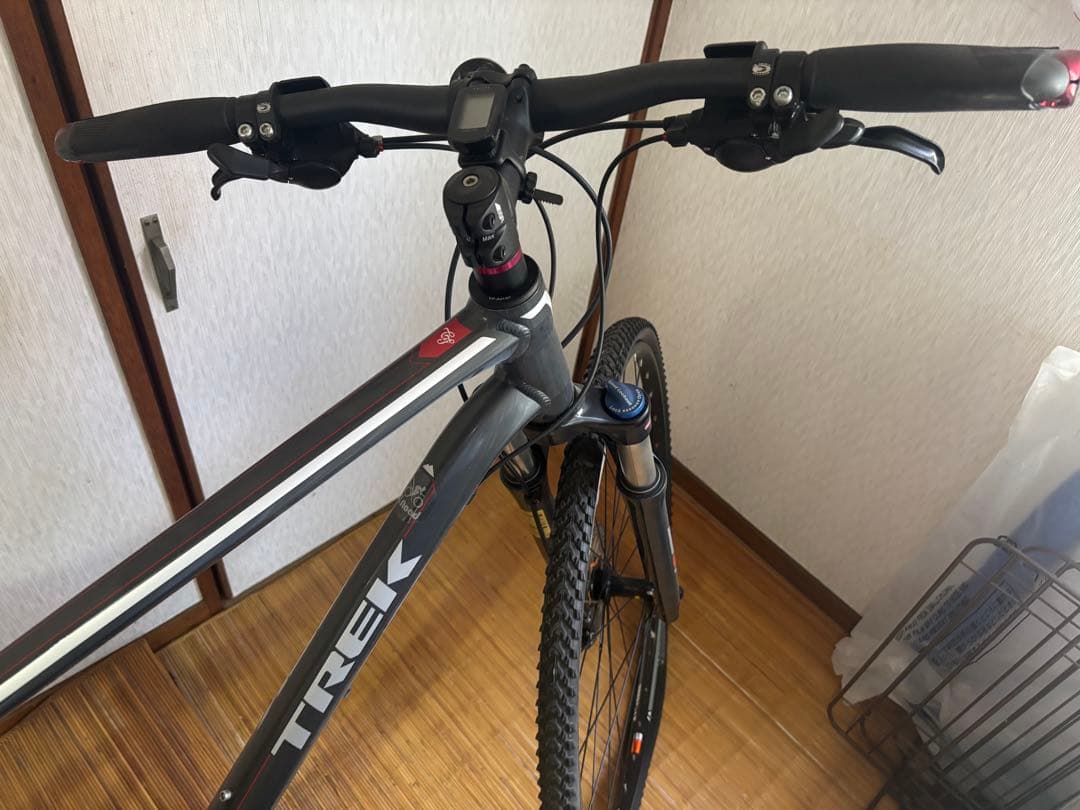 美品 TREK 8.4DS マウンテンバイク 使用回数少 トレック