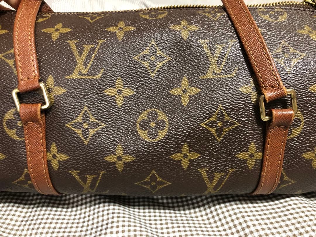 Louis Vuitton モノグラム　パピヨン