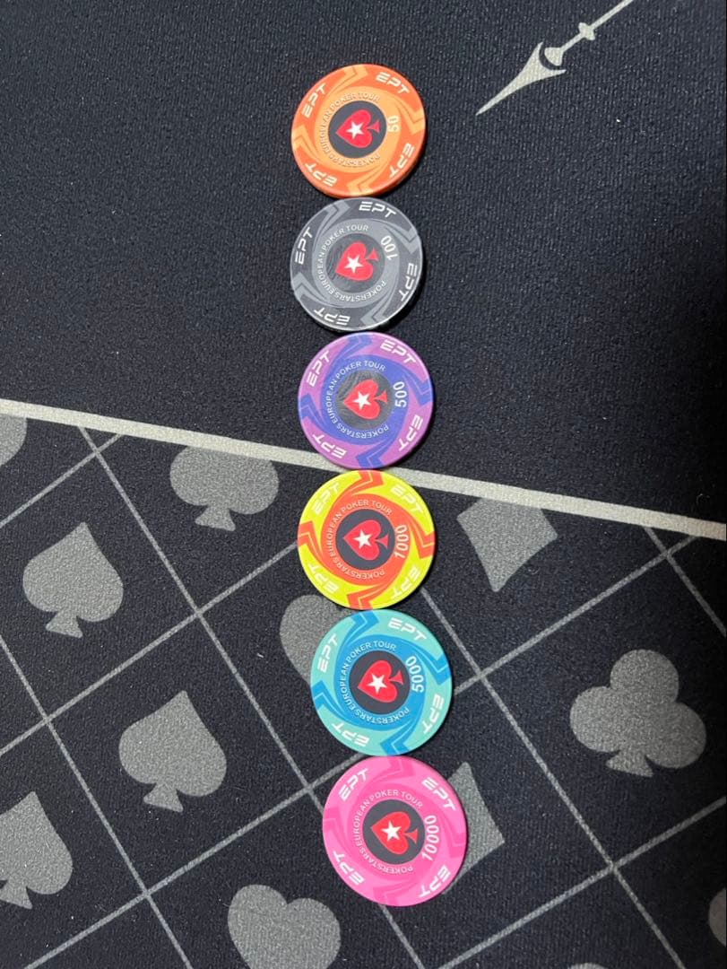 ポーカーテーブル　チップ　セット　引き取り❗️ 関西発送可能(別料)