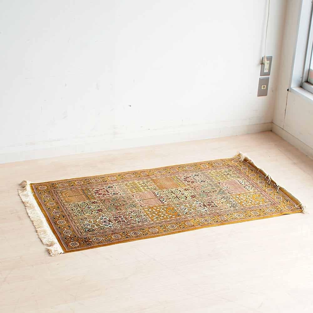 ペルシャ絨毯 マスタードカラー 71cm × 123cm 玄関ラグZR24236