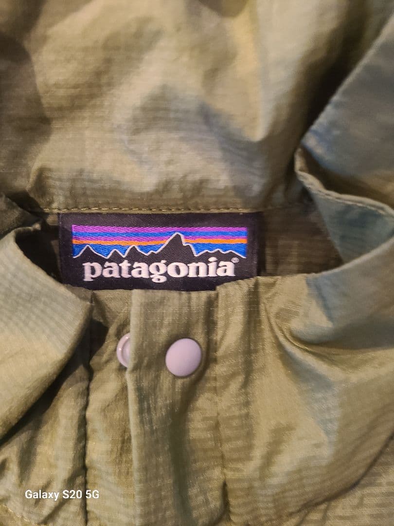 未使用　patagonia メンズ ナイロンジャケット XS オリーブグリーン
