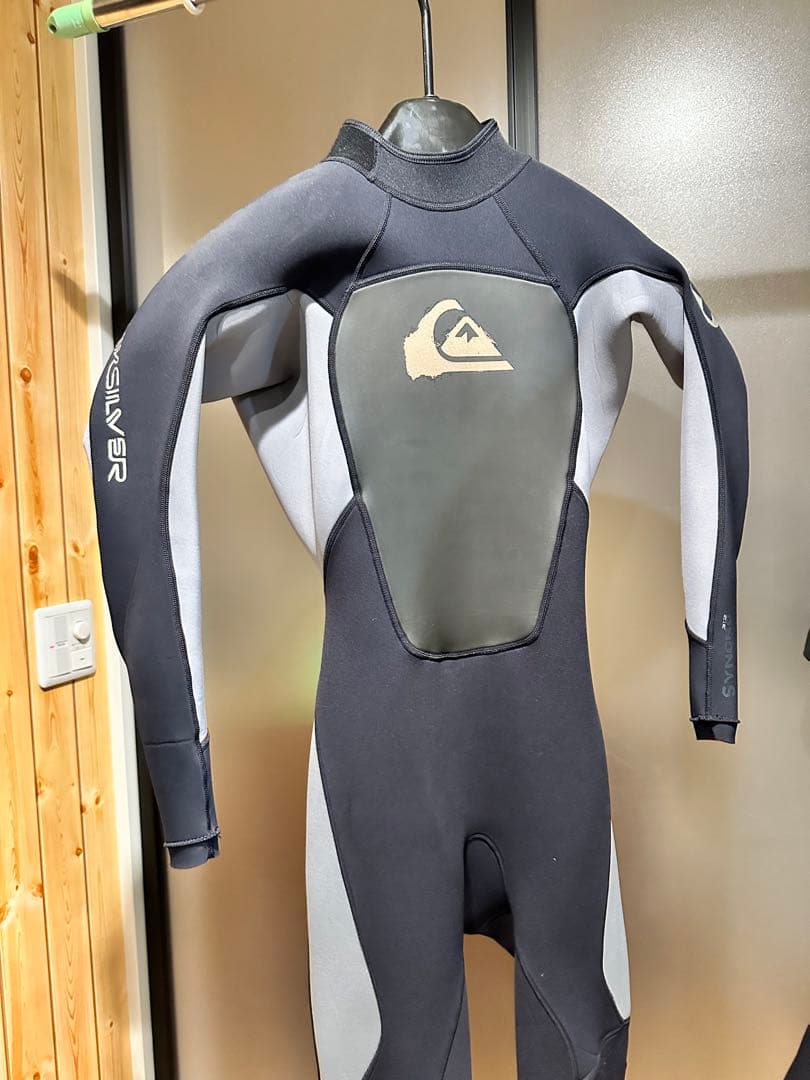 クイックシルバー ウェット サーフィン おそらく3mm