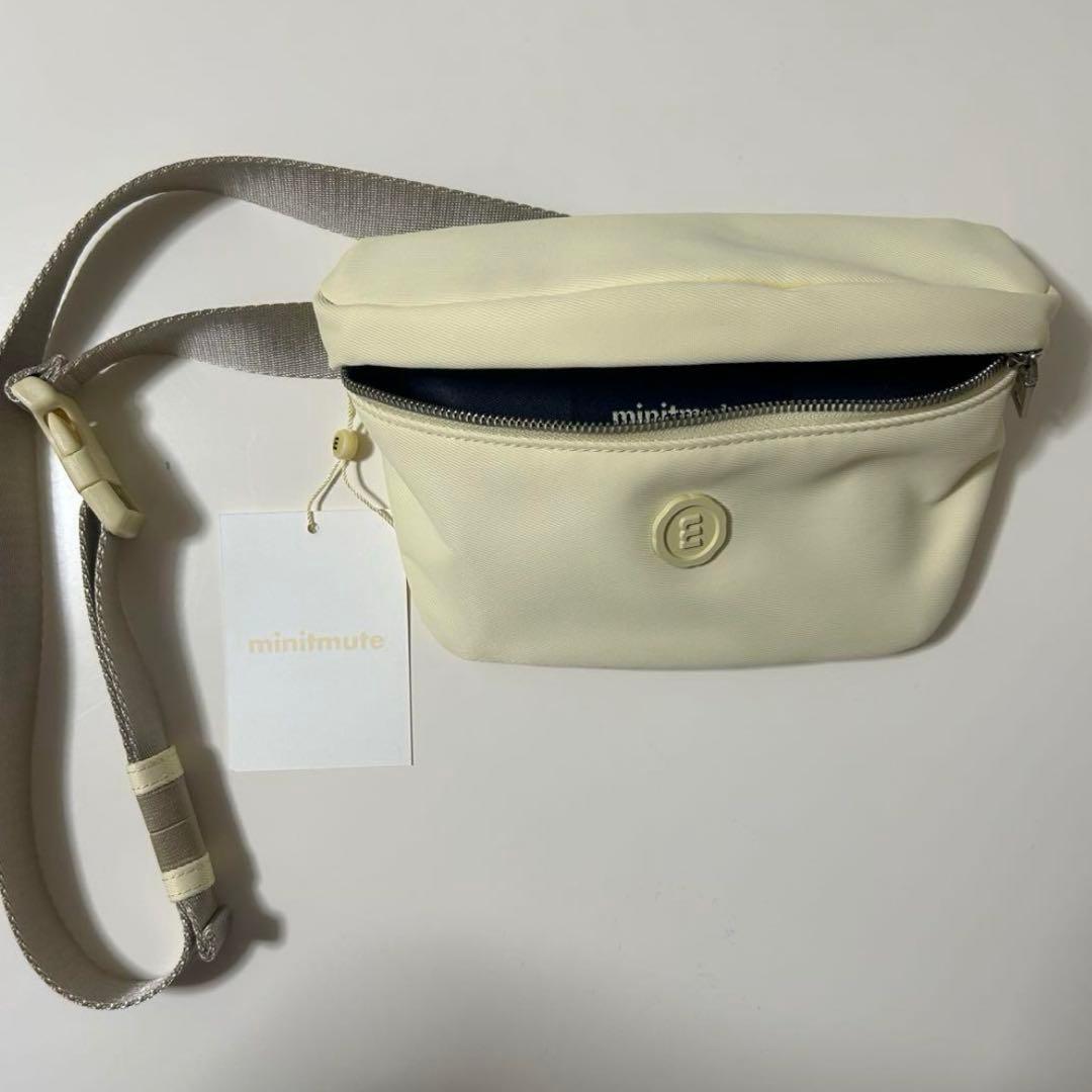 minitmute Clo Waist Mini Butter ボディバッグ