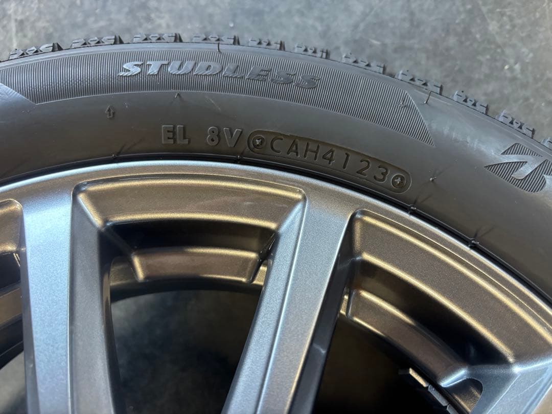 各種軽自動車　ブリザックVRX2 155/65R14 ホイールセット