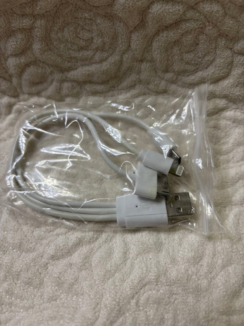 アイントラハトフランクフルト　モバイルバッテリー（充電器）