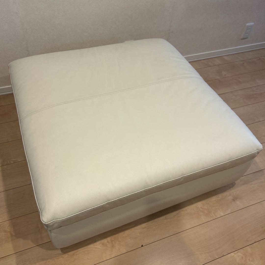 美品　アルフレックス　ホワイト スクエアオットマン レザー　本革