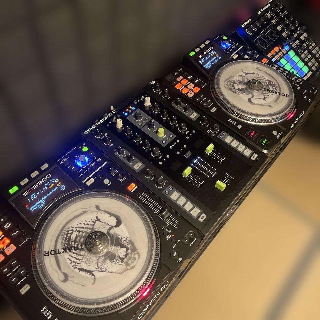 DJ機材 2 x Denon SC3900 + TRAKTOR Z2, F1, X1