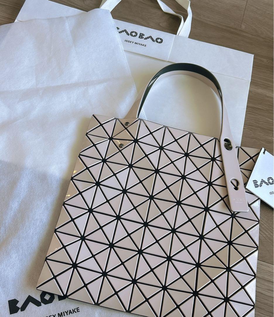 バオバオイッセイミヤケ　ハンドバッグ